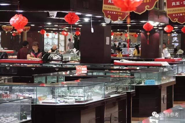 买玉去哪个珠宝店靠谱 买玉哪里靠谱