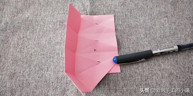 制作礼品盒简朴又好看 实用礼品包装折纸