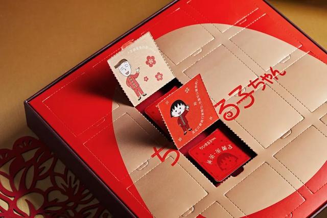 礼品盒图片 精美打开的礼品盒图片