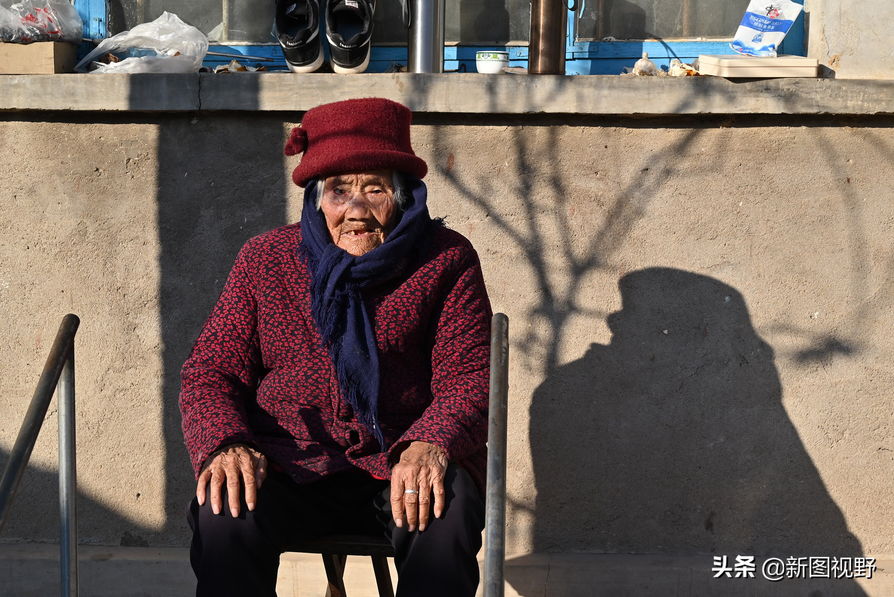 104岁长寿老人，吃饭就1个咸菜，几十年不换花样，看她喜欢吃啥-今日头条